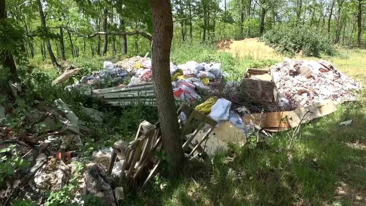 Şile’de Ormanlık Alanlar Çöpten Geçilmiyor