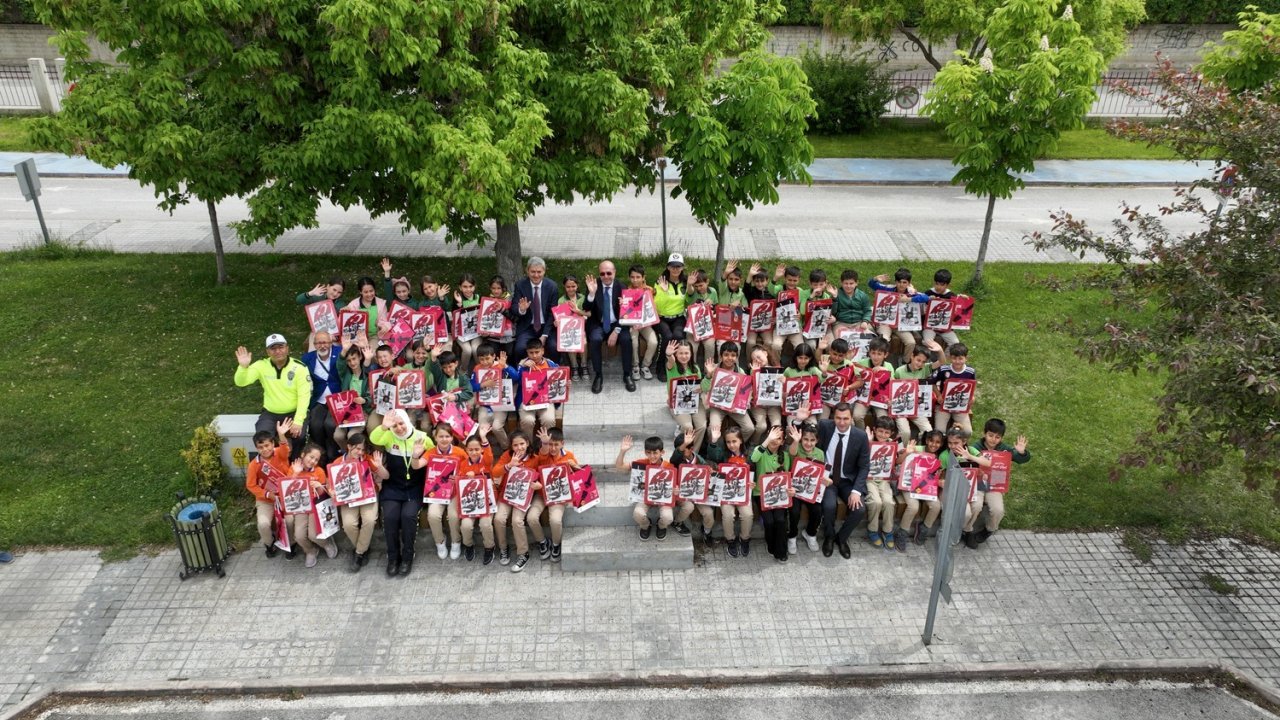 Başkan Pekyatırmacı Selçuklu Trafik Eğitim Parkında Çocuklarla Bir Araya Geldi