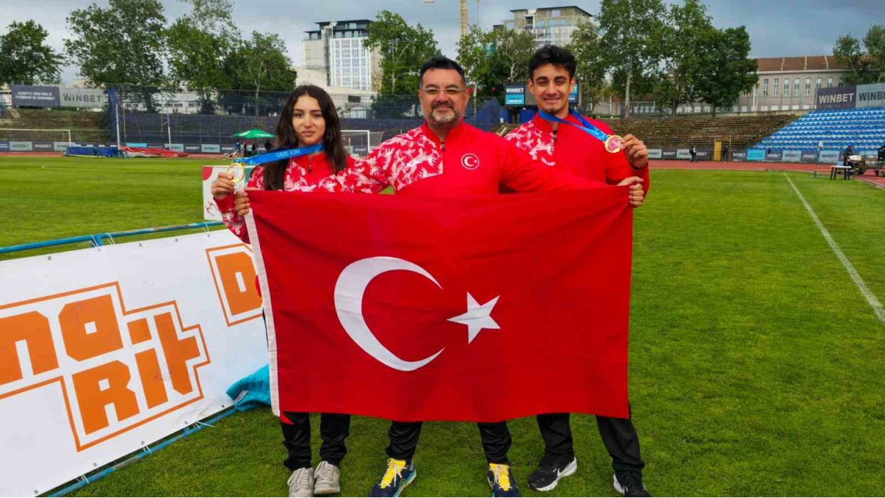 Aydınlı Sporcular Bulgaristan’dan Başarıyla Döndü