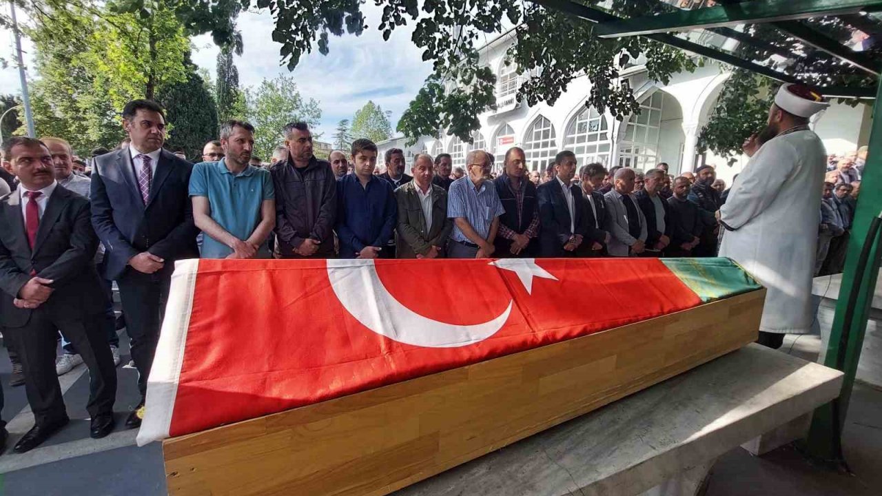 Lenf Kanserine Yenik Düşen Okul Müdürüne Son Görev