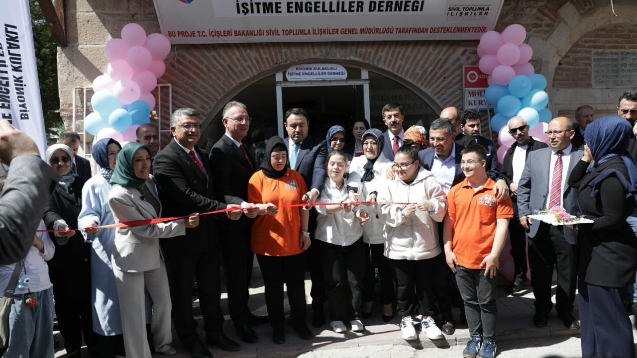 Kütahya’da ’işaret Dili Atölyesi Ve Girişimci Çocuklar Atölyesi’ Açıldı