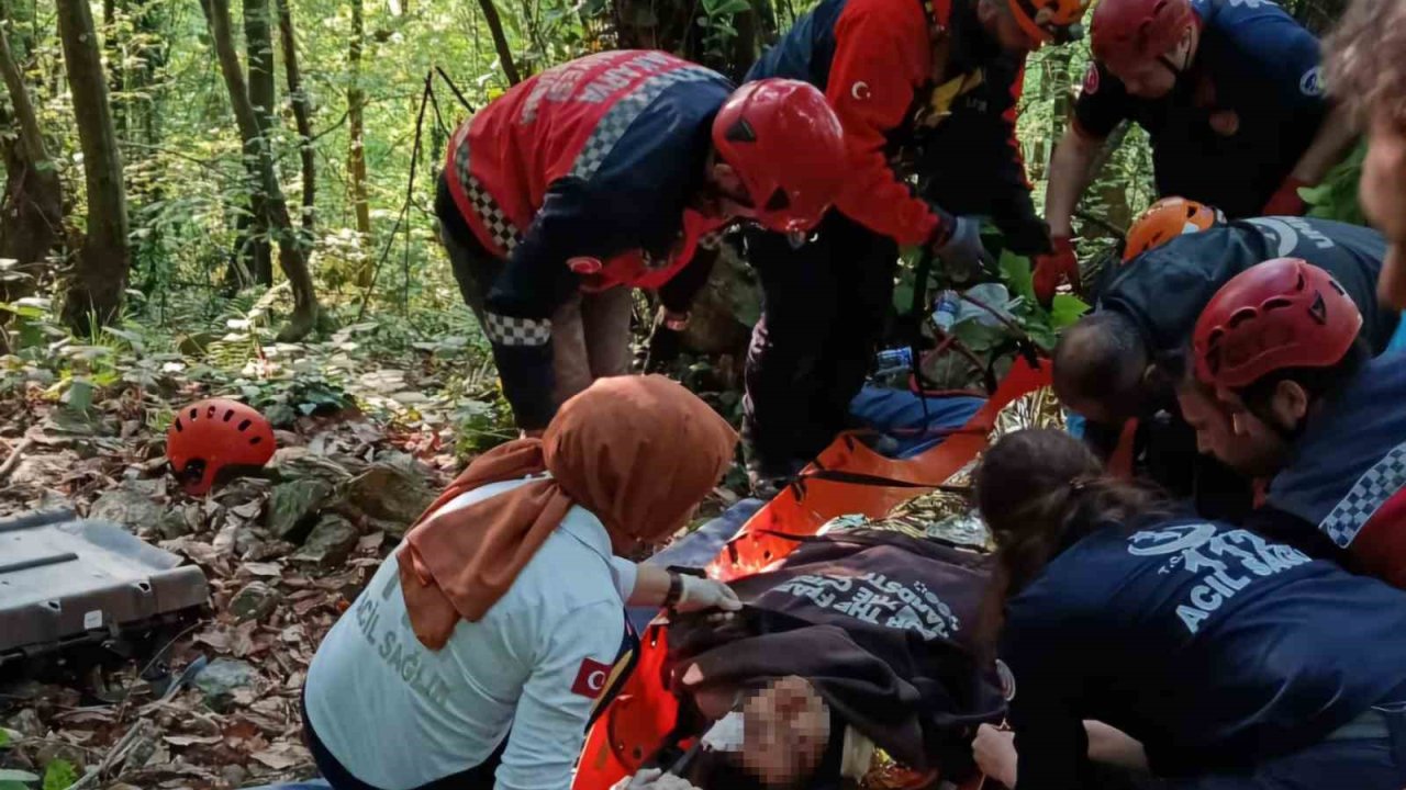 Kontrolden Çıkan Utv Şarampole Devrildi: 2 Yaralı