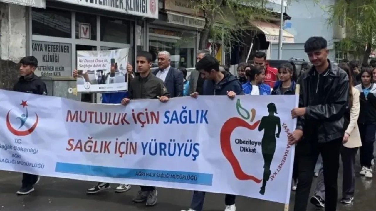 Tutak’ta Vatandaşlar Sağlık İçin Yürüdü