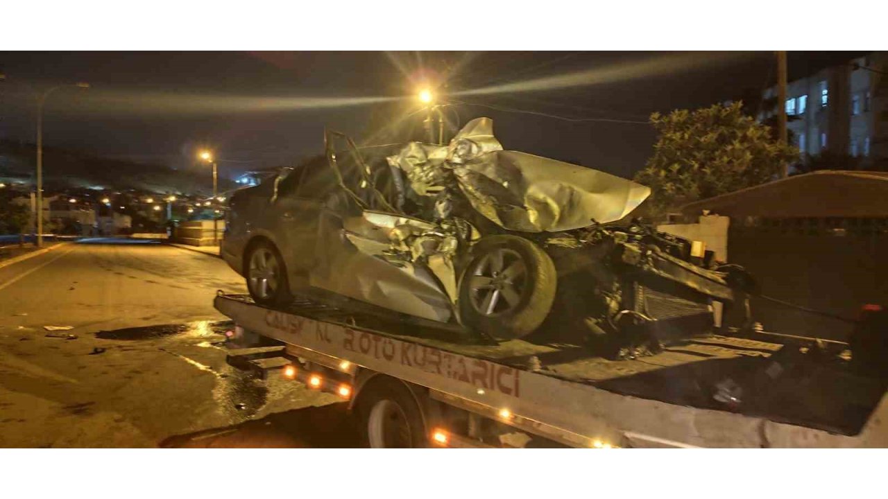 Alkollü Sürücünün Kullandığı Araç Kaza Yaptı: 3’ü Ağır 4 Kişinin Yaralandığı Anlar Kamerada