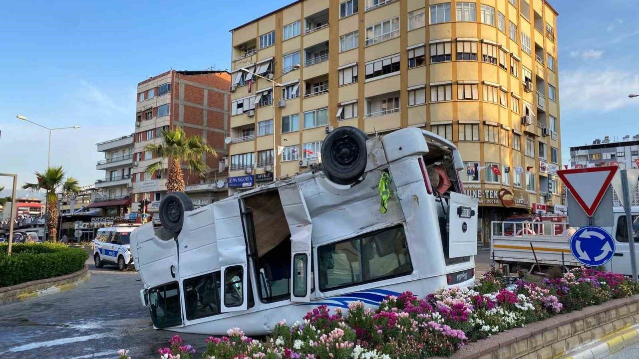 Nazilli’de Trafik Kazası: 3 Yaralı