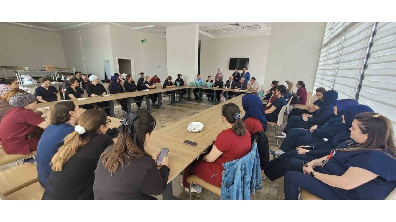 Afyonkarahisar’da Hemşireler Haftası’na Anlamlı Etkinlik