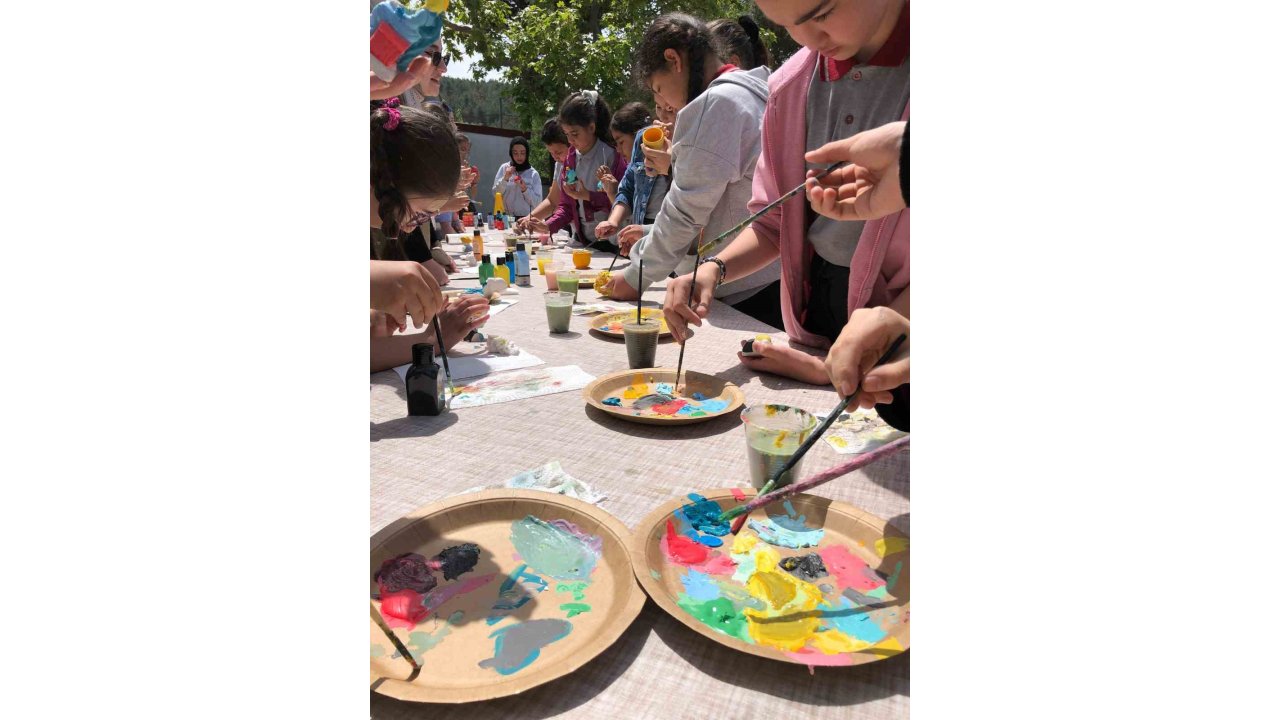 Kavaklıdere’de Gönüllü Gençlerden Anlamlı Etkinlik