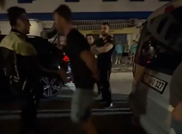 Alkollü Sürücü, Polise ’beni Döv’ Diye Yalvardı