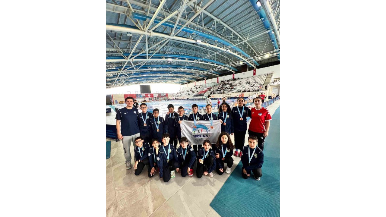 Kayserili Yüzücülerden Önemli Dereceler