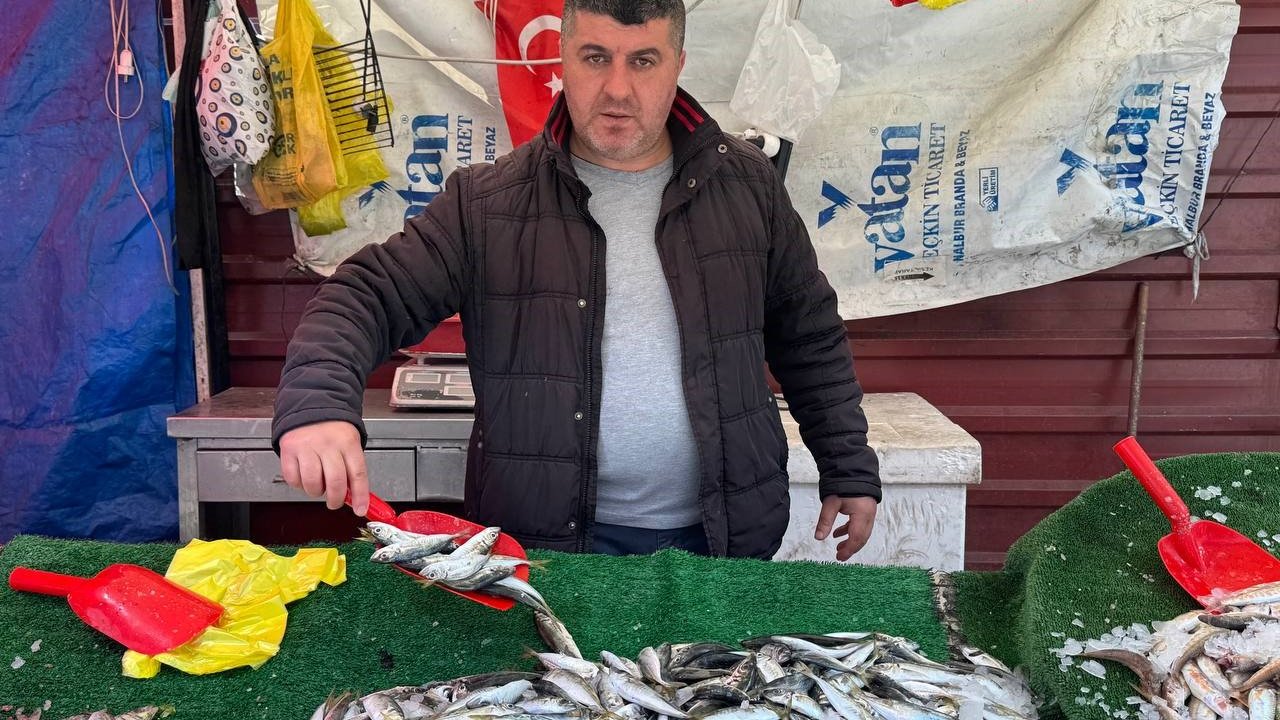 Balık Sezonu Bitmesine Rağmen Tezgahlarda Hareketlilik Sürüyor