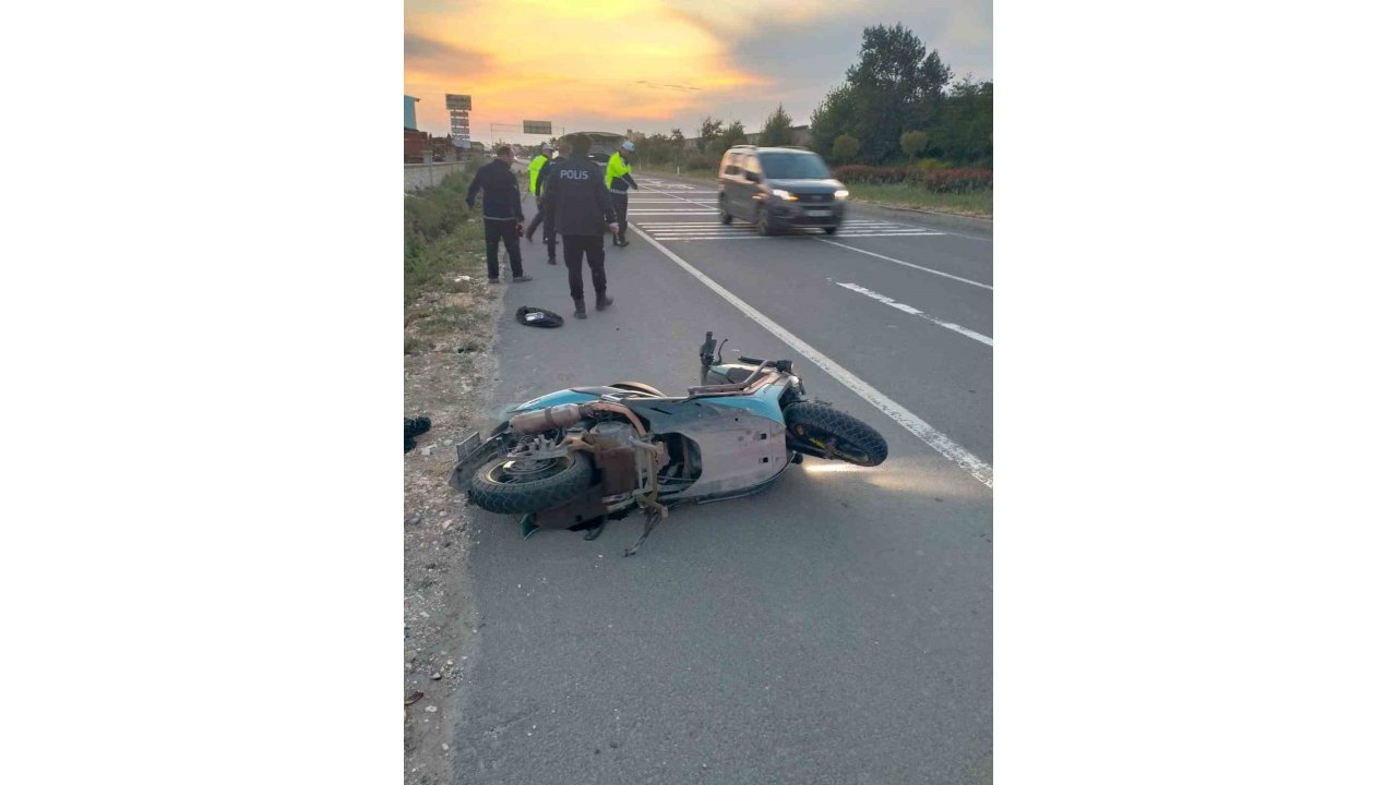 Keşan’da Tır İle Çarpışan Motosikletin Sürücüsü Yaralandı