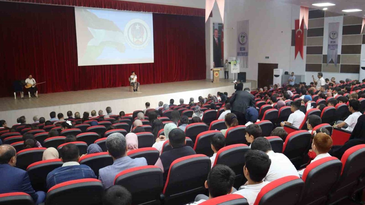 Besni İmam Hatip Ortaokulu’ndan Kudüs Temalı Şiir Dinletisi