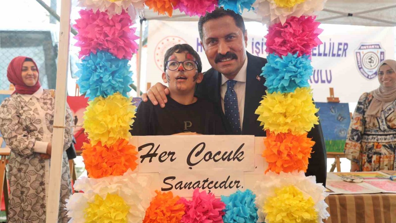 Depremzede Engelliler Doyasıya Eğlendi