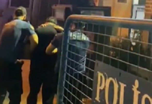 İzmir’de 22 Yıl Hapisle Aranan Şahıs Yakalandı