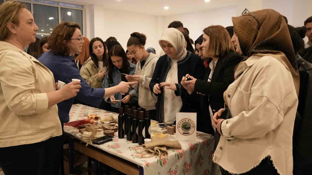 Bilim Merkezi Doğal Ürünlere Ev Sahipliği Yaptı