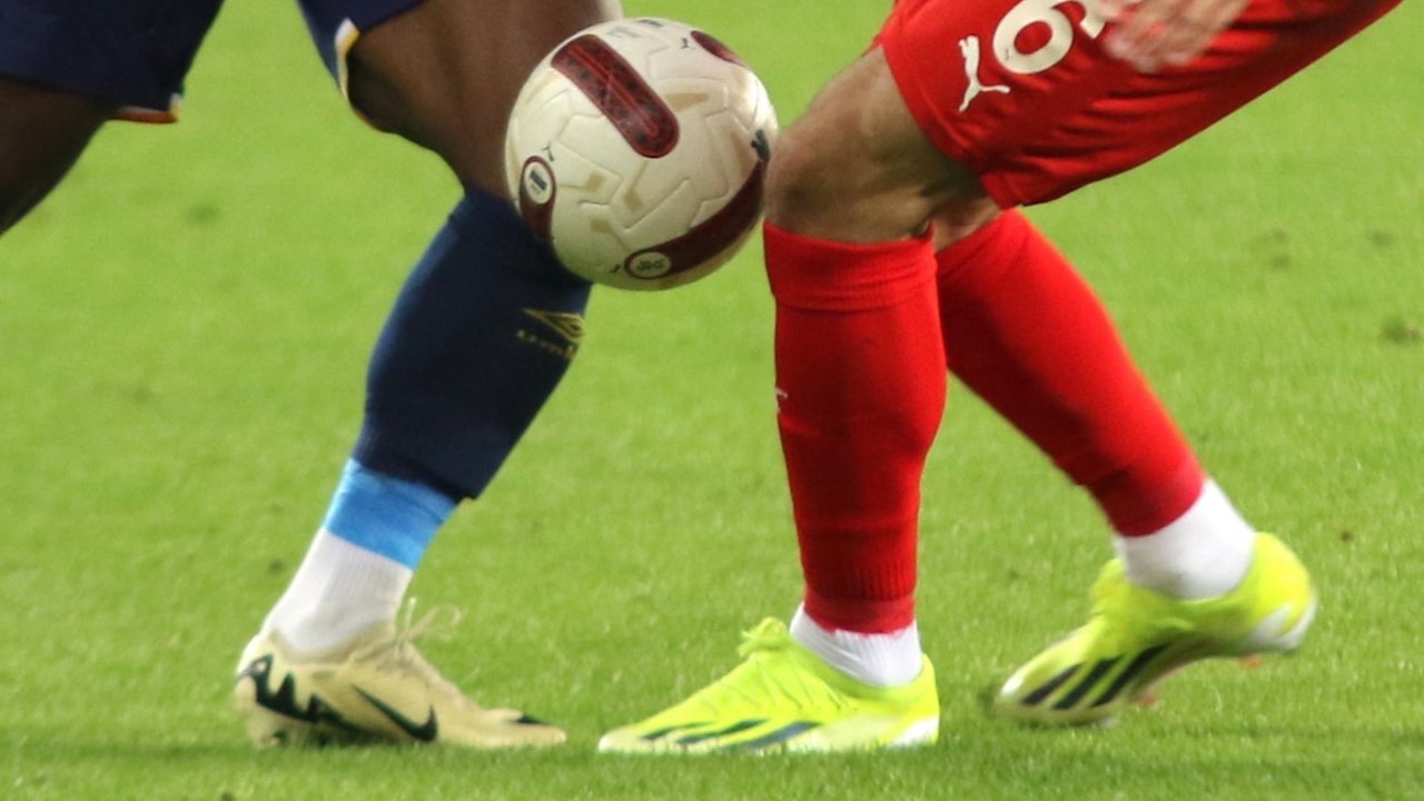 Türk Futbolunun Köklü Takımlarının Önlenemez Seri Düşüşü