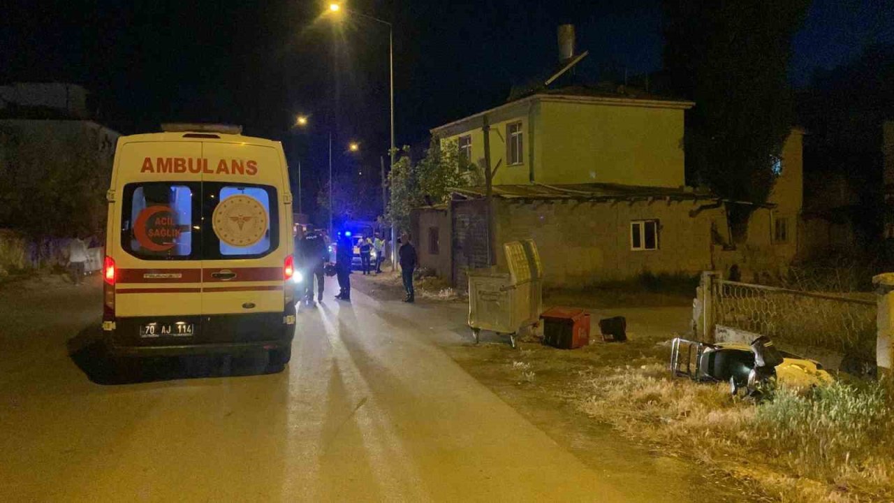 Karaman’da Otomobille Çarpışan Motosikletli Kurye Yaralandı