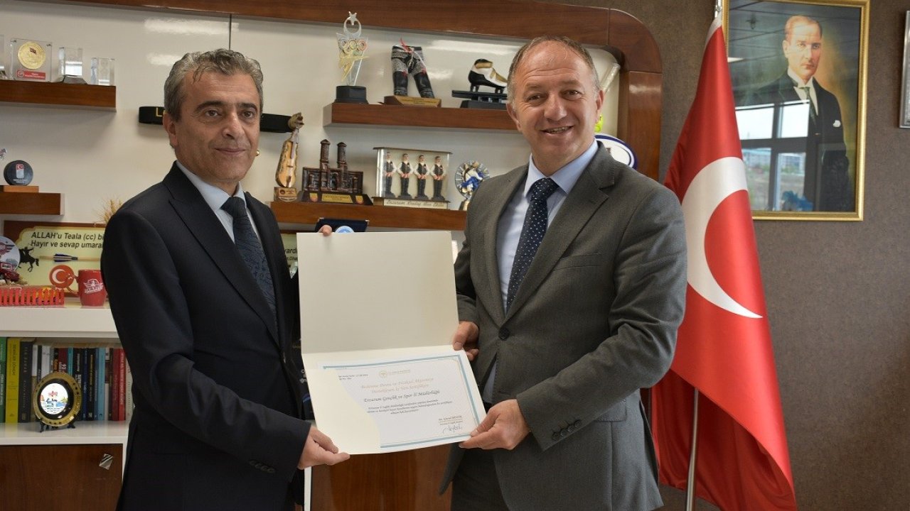 Bedir’den Çakmur’a Teşekkür Sertifikası