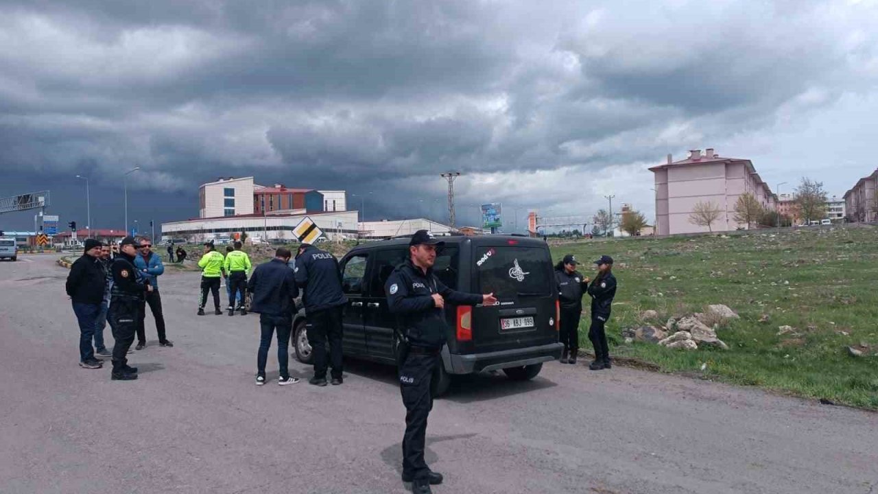 Kars’ta Okul Çevreleri Polislere Emanet