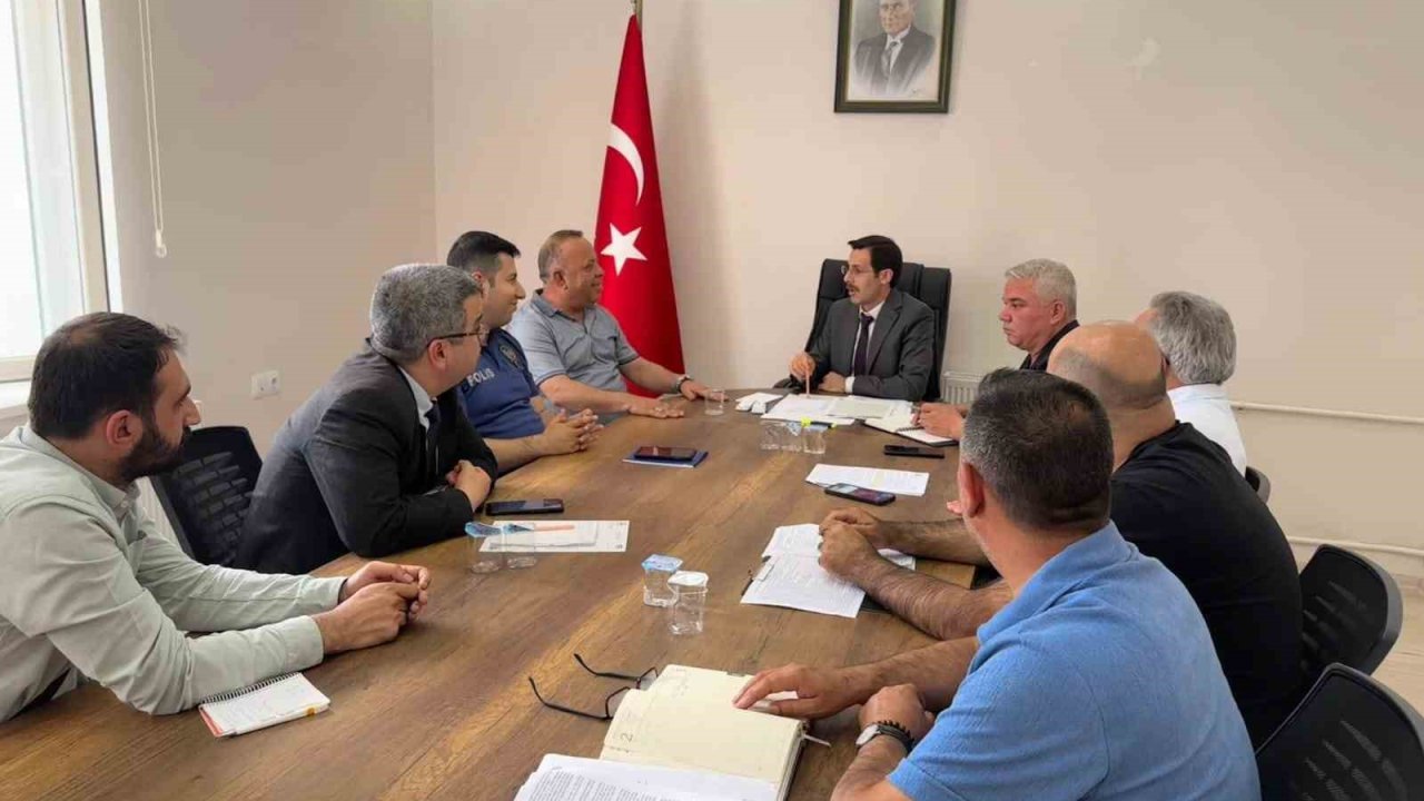 Bozdoğan’da Sokak Hayvanları Değerlendirme Toplantısı Yapıldı