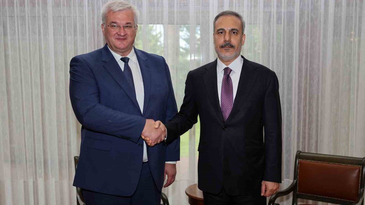 Dışişleri Bakanı Fidan, Ukraynalı Mevkidaşı Sibiha İle Bir Araya Geldi