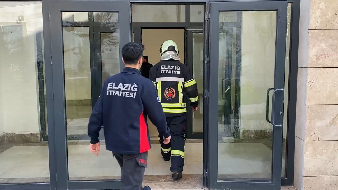 Elazığ’da Düdüklü Tencere Yangını, Ekipleri Harekete Geçirdi