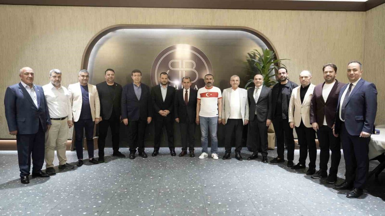 Dursun Özbek Ve Ertuğrul Doğan Dostluk Yemeğinde Bir Araya Geldi