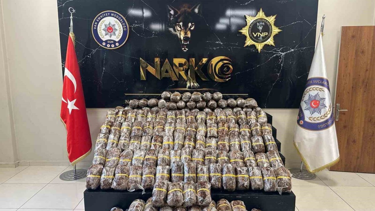 Van’da 84 Kilo 460 Gram Esrar Ele Geçirildi
