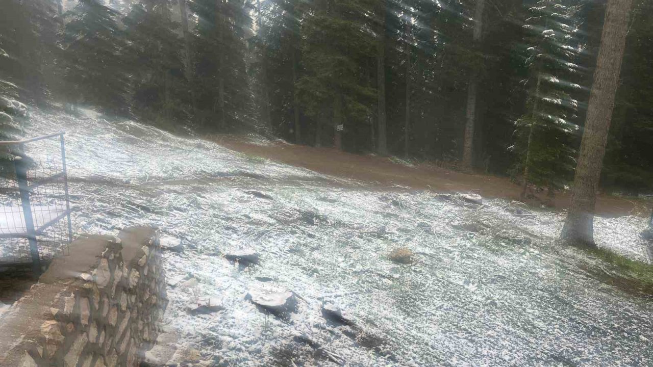 Kastamonu’da Mayıs Ayının Ortasında Kar Sürprizi
