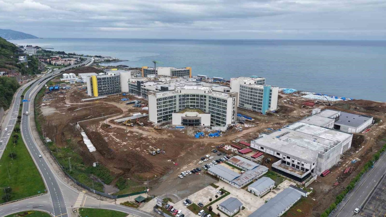 Trabzon Şehir Hastanesi İnşaatının Yüzde 75’i Tamamlandı