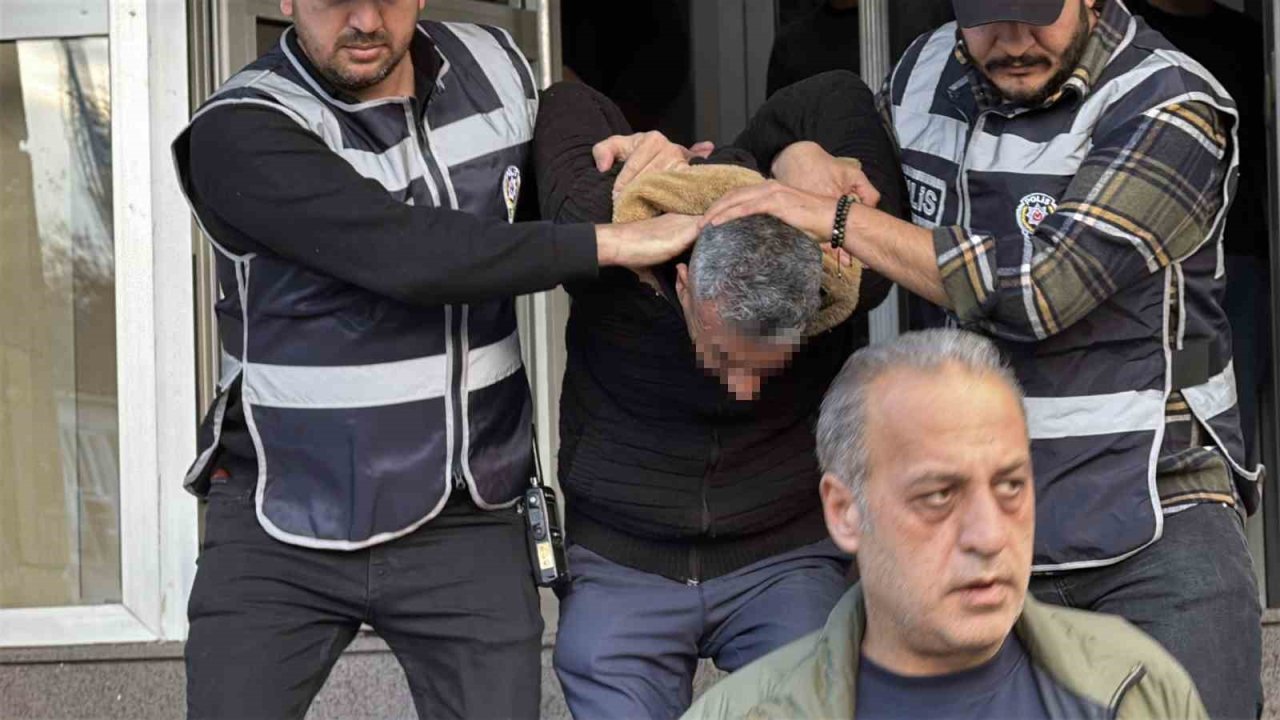 Gönül İlişkisi Olduğu Kadını Sokak Ortasında Öldürmüştü, Ağırlaştırılmış Müebbetle Cezalandırıldı