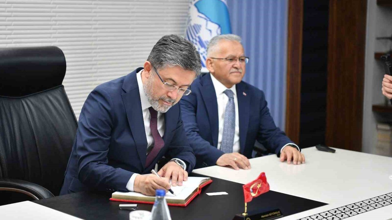 Bakan Yumaklı’dan Başkan Büyükkılıç’a ’tarım Ve Heyvancılık’ Teşekkürü