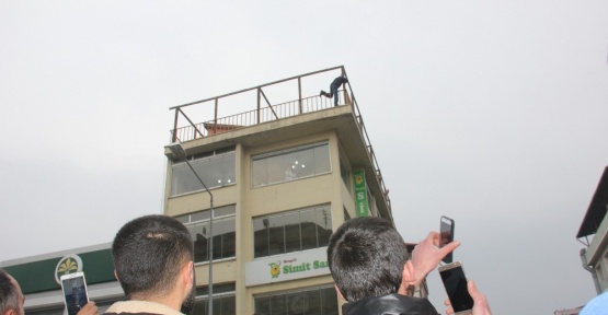 İntihar girişimini sosyal medyadan canlı yayınladılar