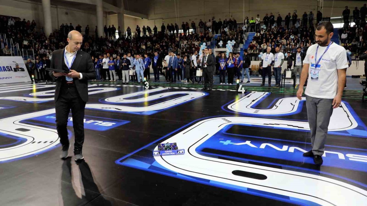 14 İlden Gelen Öğrenciler Ağrı’da Teknoloji İçin Yarıştı