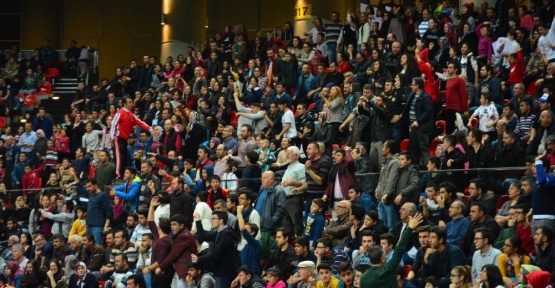 Bellona AGÜ Finalde