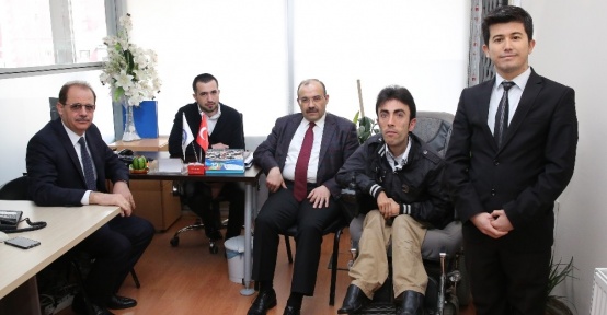 Vali Ustaoğlu’ndan Engelli Çalışanlara Ziyaret