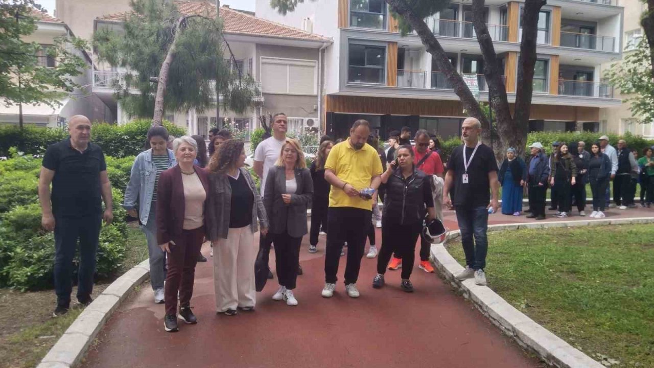 Söke’de Dünya Çölyak Farkındalık Günü İçin Yürüyüş Düzenlendi