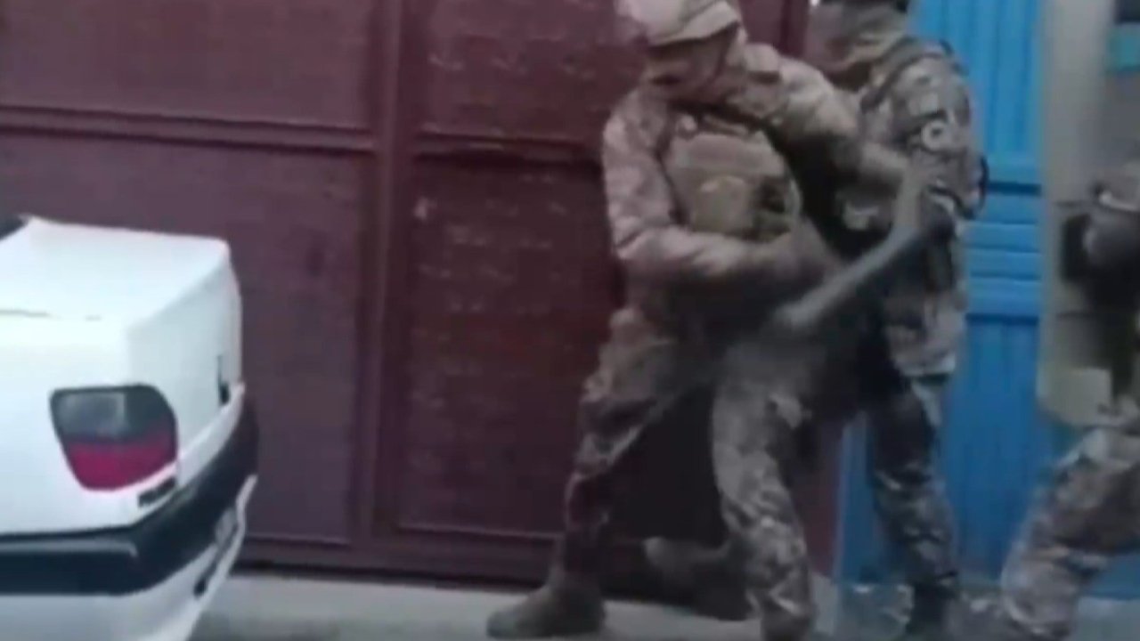 Uyuşturucu Taciri 13 Şüpheli Tutuklandı