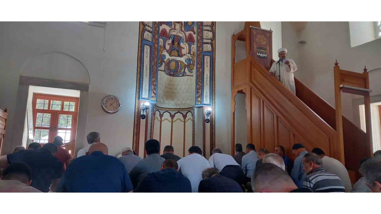 Diyanet’ten Gençlere ‘Evlenin’ Ebeveynlere De ‘Evlilikleri Zorlaştırmayın’ Çağrısı