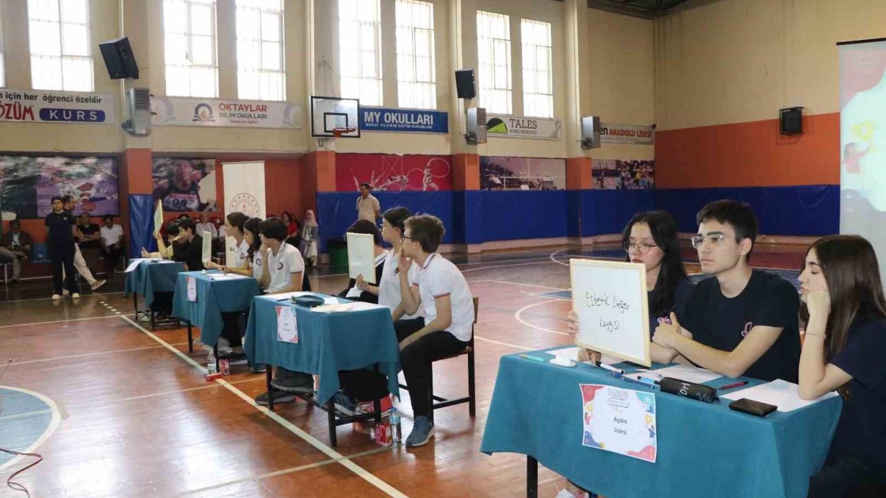 Aydınlı Öğrenciler Bilgilerini Yarıştırdı