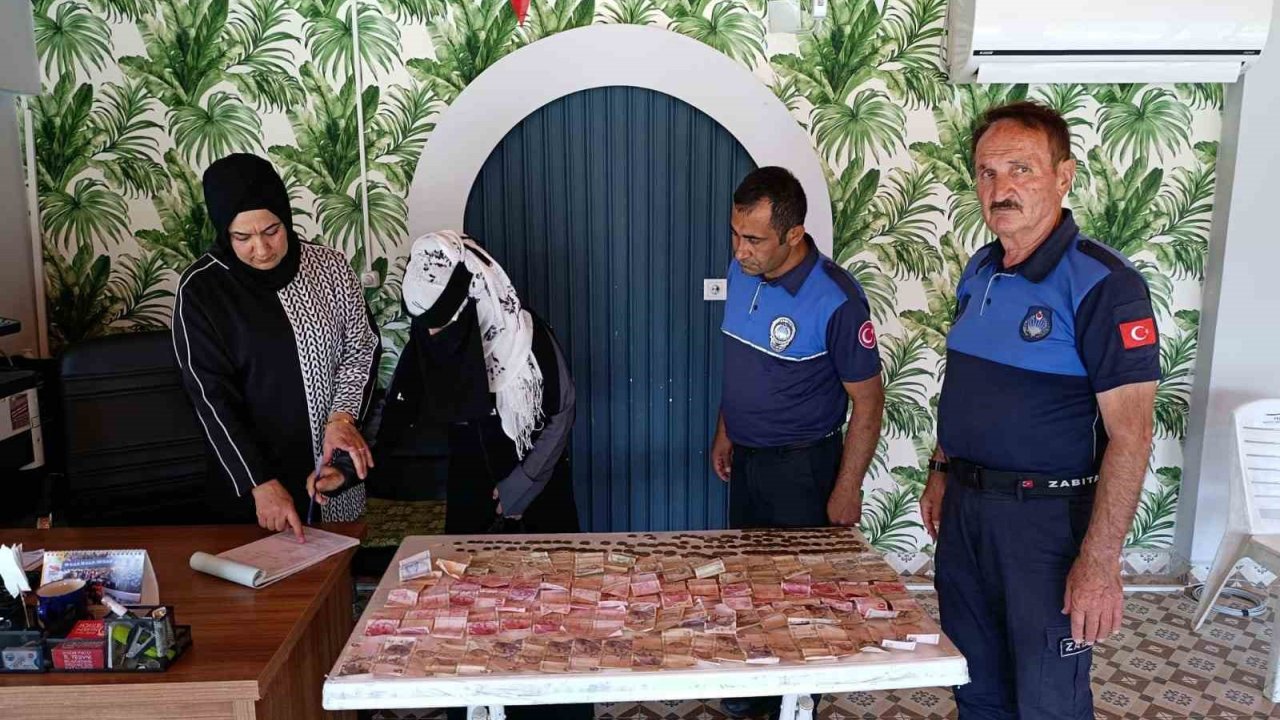 Kadın Dilencinin Yarım Günlük Kazancı 1193 Tl