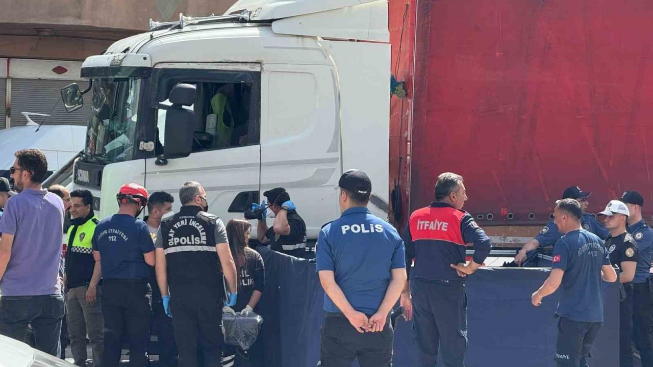 Iğdır’da Karşıdan Karşıya Geçmeye Çalışan Kadın Hayatını Kaybetti