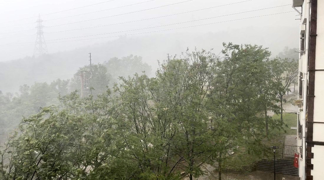 Kocaeli’de Sağanak Etkili Oldu