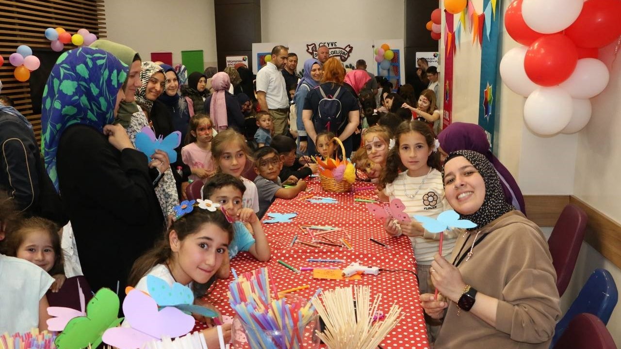 Geyve Sgm’de Minikler Unutamayacakları Bir Şenlikte Buluştu