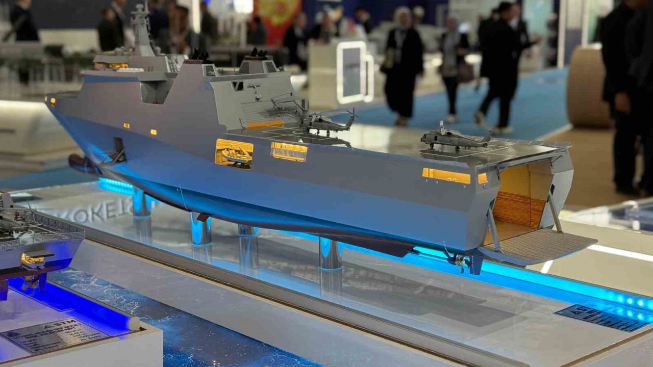 Stm’nin ‘Çok Maksatlı Destek Gemisi’ İlk Kez Görücüye Çıktı