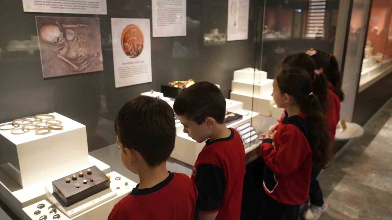 Kastamonu’da 52 Bronzdan Oluşan Sergi Yoğun İlgi Gördü