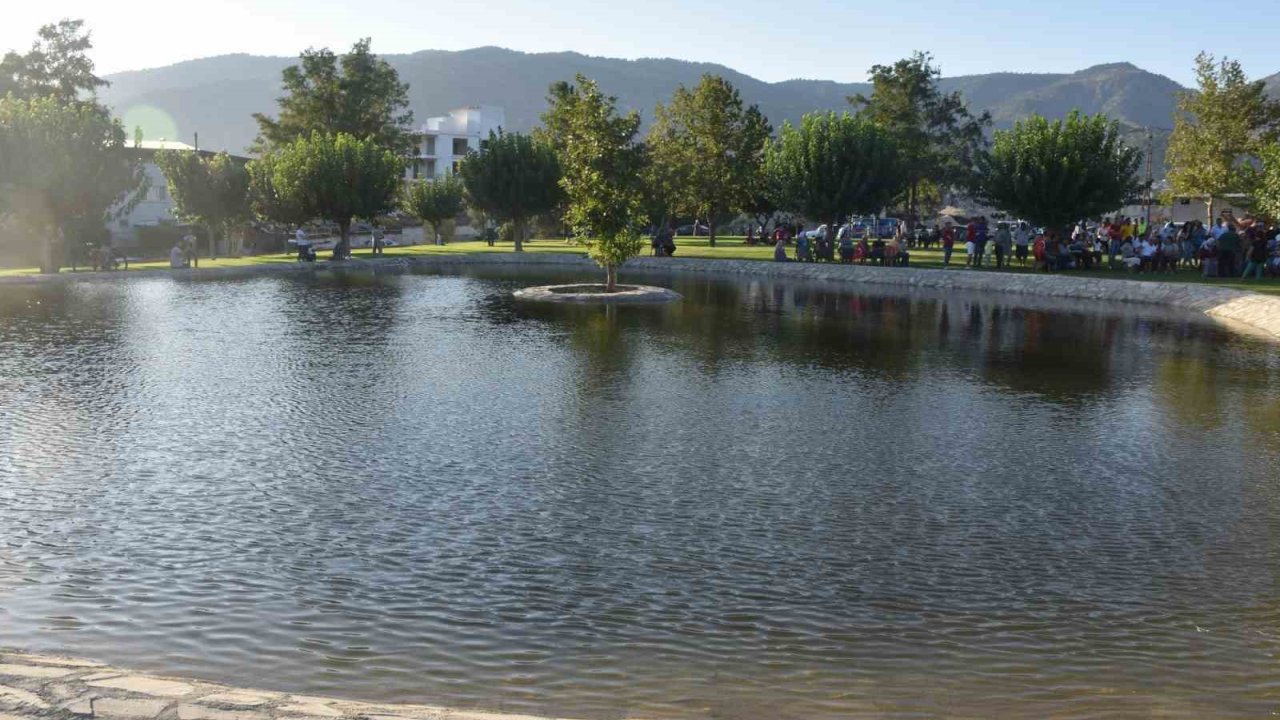 Buharkent’te Millet Bahçesi Hizmete Açıldı