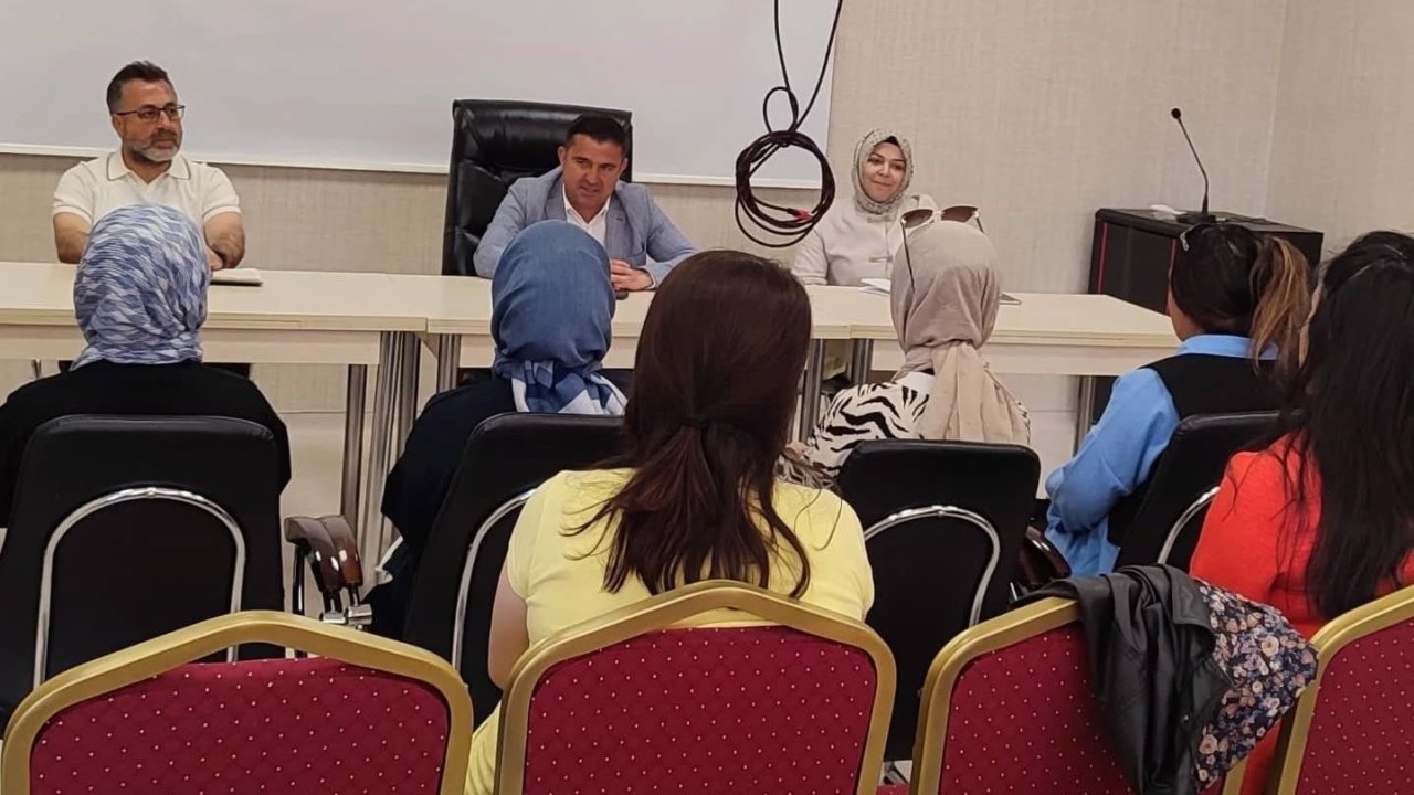 Altıntaş’ta Okul Öncesi Kültür, Sanat Ve Spor Faaliyetleri Masaya Yatırıldı