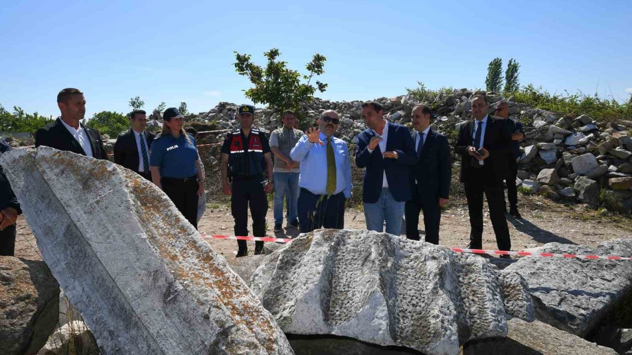 Vali Ustaoğlu’ndan Kyzikos Kazı Evi’ne Ziyaret