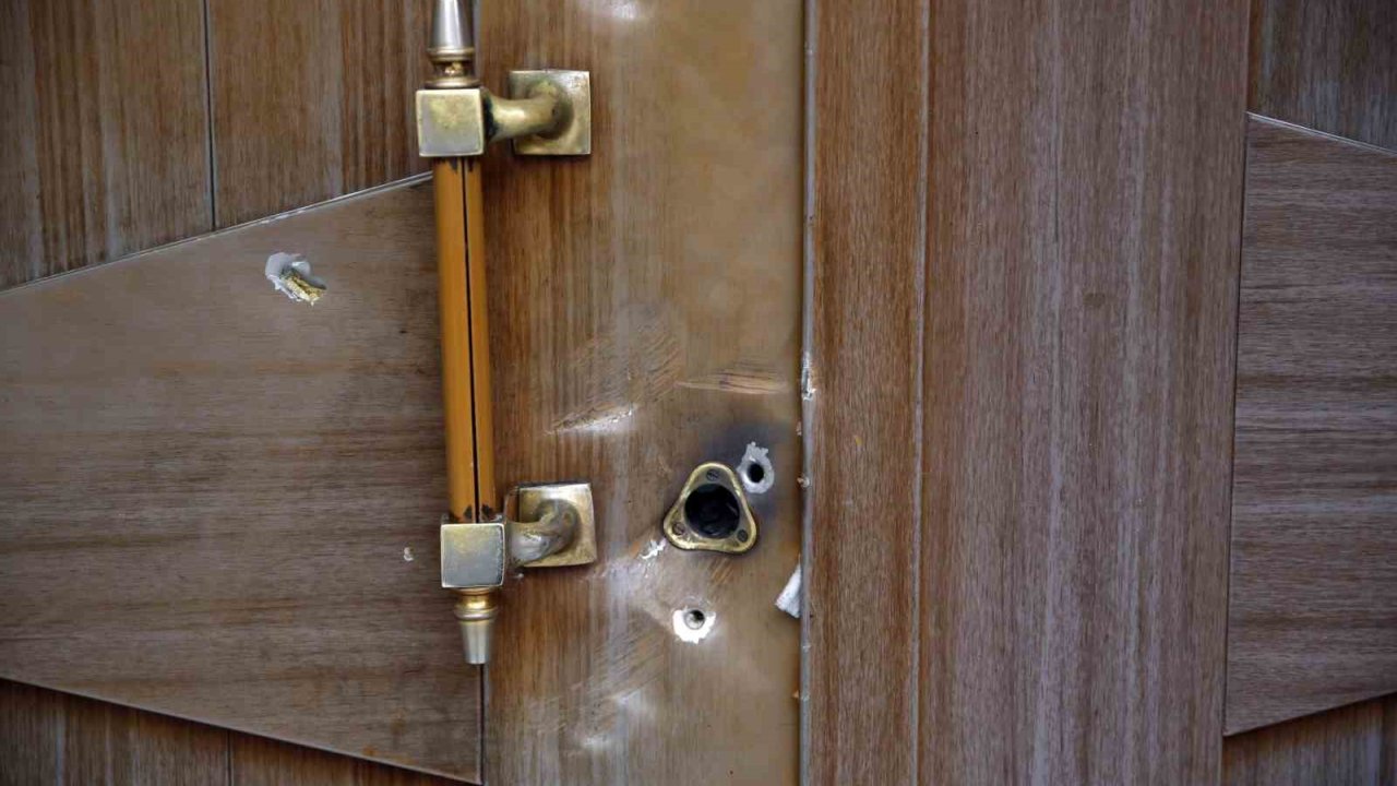 Azerbaycan’ın Tahran Büyükelçiliği’ne Saldıran Şahıs İdam Edildi